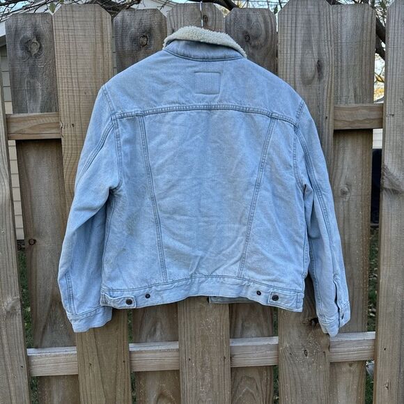 Vintage Levi's Sherpa Denim Jacket Trucker Size Large Red Tab - Picture 3 of 11